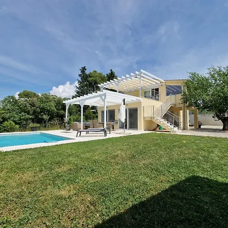 Grosses Zur Alleinigen Nutzung Mit Pool By Interhome 펜션 *