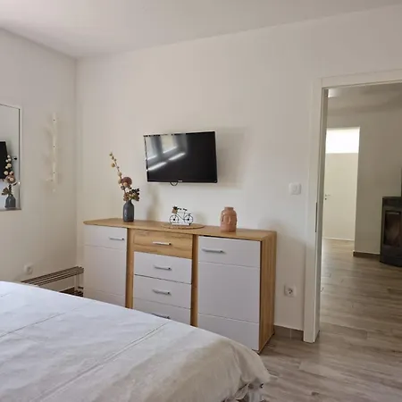 Holiday home Grosses Zur Alleinigen Nutzung Mit Pool By Interhome