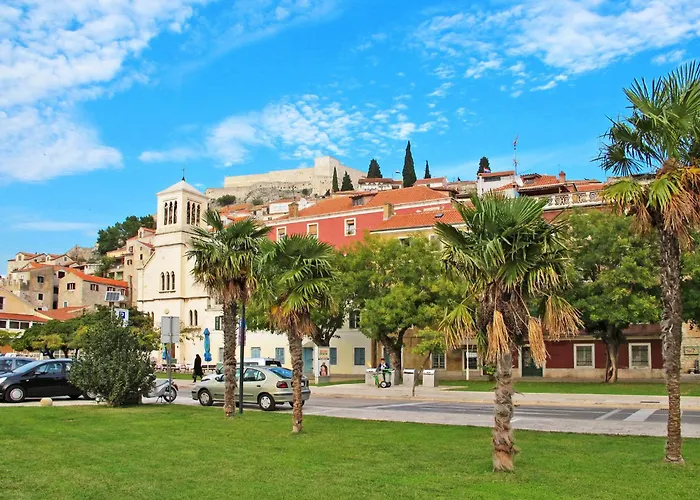 Vakantiehuis Grosses Zur Alleinigen Nutzung Mit Pool By Interhome Bilice